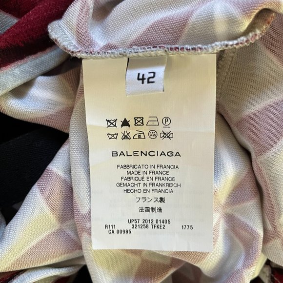 Balenciaga Knee-Length Wrap Print Dress - Picture 6 of 7